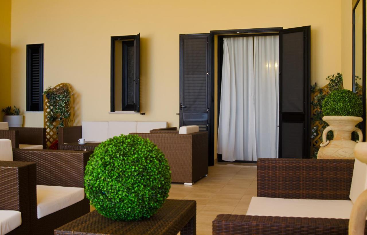 Hotel Salento Gold Beach Marina Di Pescoluse Dış mekan fotoğraf